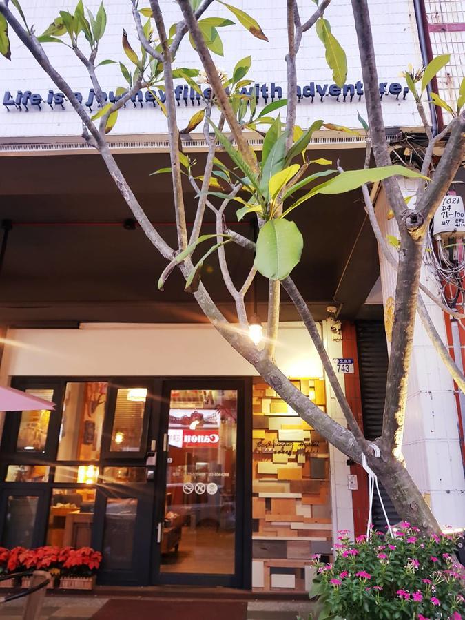 Albergue 角舍背包客棧 -近火車站 Hualien Exterior foto